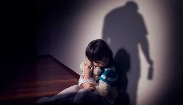 Detienen a un hombre por presuntamente abusar de su sobrina menor de edad en Cancún