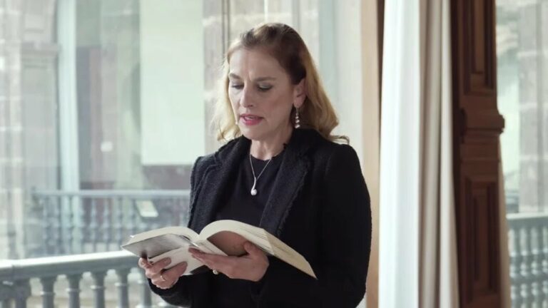 VIDEO: Beatríz Gutiérrez Müller solicitó cambiar las armas por libros: “Ningún lector es agresor”