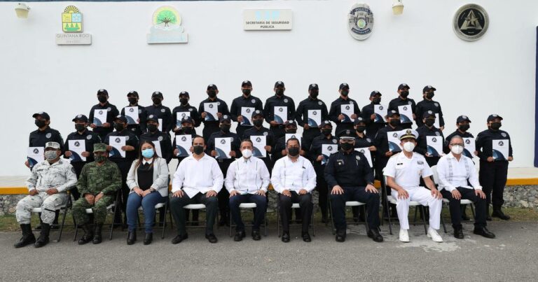 Es urgente reconstruir el vínculo entre la policía y los ciudadanos: Carlos Joaquín