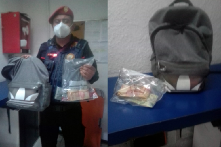 Usuario del Metro encuentra mochila con 10 mil pesos y la entrega a la policía