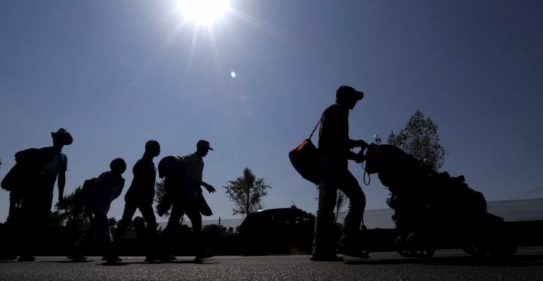 Llega primer contingente de la caravana migrante al Estado de México