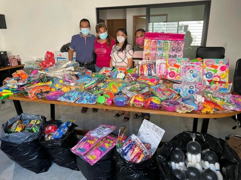 Recibe gran apoyo el programa “Dibuja una Sonrisa, Dona juguetes con amor” de Tulum
