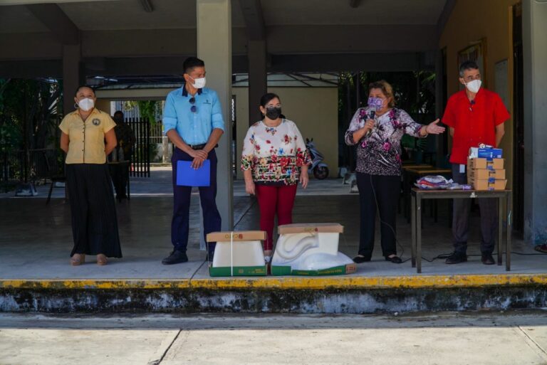"Escuelas dignas Aguakan" un programa que apoya la educación y espacios dignos