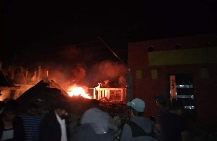 Una nueva explosión en Puebla ocurrió hace unas horas. Un día antes se había dado otra en un municipio distinto. Hasta ahora hay seis muertos. Foto: Página Negra
