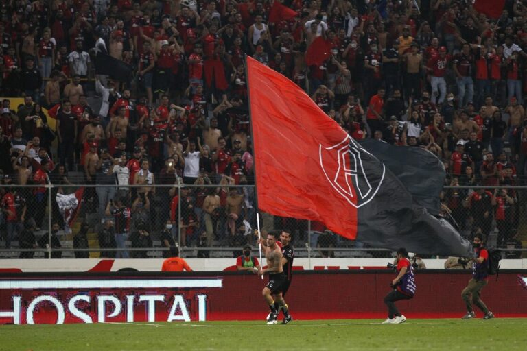 Caótica venta de boletos para la final de la Liga MX en el Jalisco