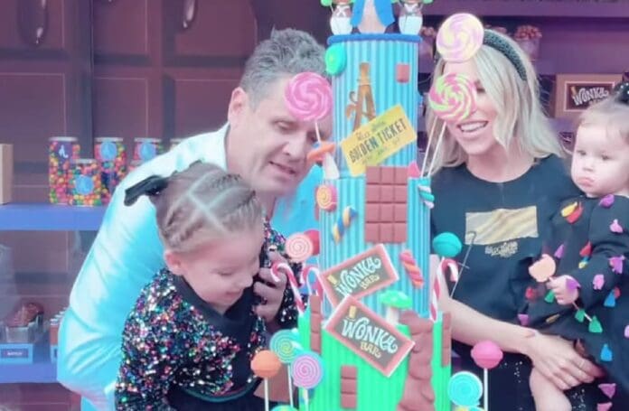 La influencer Andy Benavides organiza excéntrica fiesta a su hija y se vuelve viral