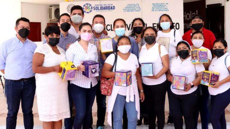 DIF Solidaridad  realiza con mucho éxito boteo Teletón 2021