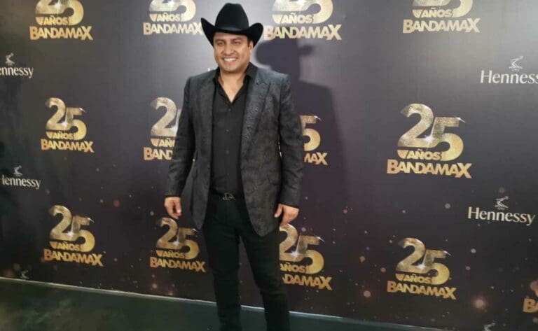 Julión Álvarez dice que ser vinculado al narcotráfico es una mancha muy difícil de quitar