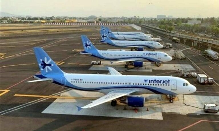 Tres aerolíneas mexicanas aparecen en el listado de las peores a nivel mundial debido al servicio que brindan y a las qiuejas que acumulan. Foto: Bloomberg