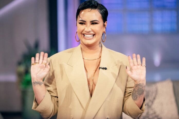 Demi Lovato dice que le dio un concierto a fantasmas y recibió ovaciones de su parte
