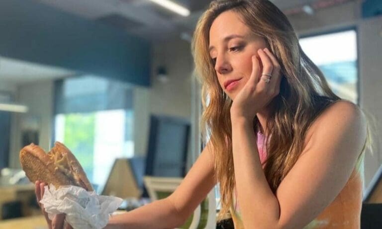 Sofía Niño de Rivera ha causado polémica luego que declarara que cuando trabajaba en publicidad su sueldo eran miserables 30 mil pesos. Foto: Redes sociales