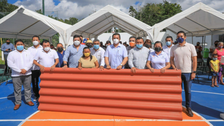 Gobierno municipal activa programas para dignificar viviendas