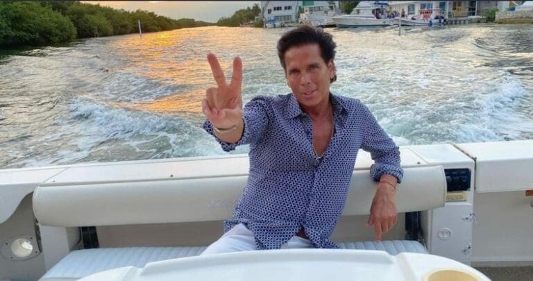 Roberto Palazuelos ha denunciado que su cuenta de WhatsApp fue hackeada. Dice que los responsables podrían ser sus adversarios. Foto: Redes sociales