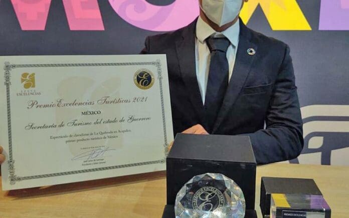 Espectáculo de clavadistas en La Quebrada recibe el premio Excelencias Turísticas 2021