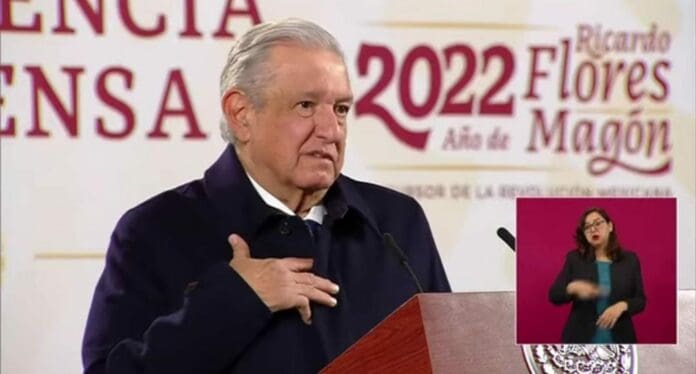 Según AMLO no hay denuncias formales de acoso contra el próximo embajador de México en Panamá y hasta lo defendió. Foto: Captura de video