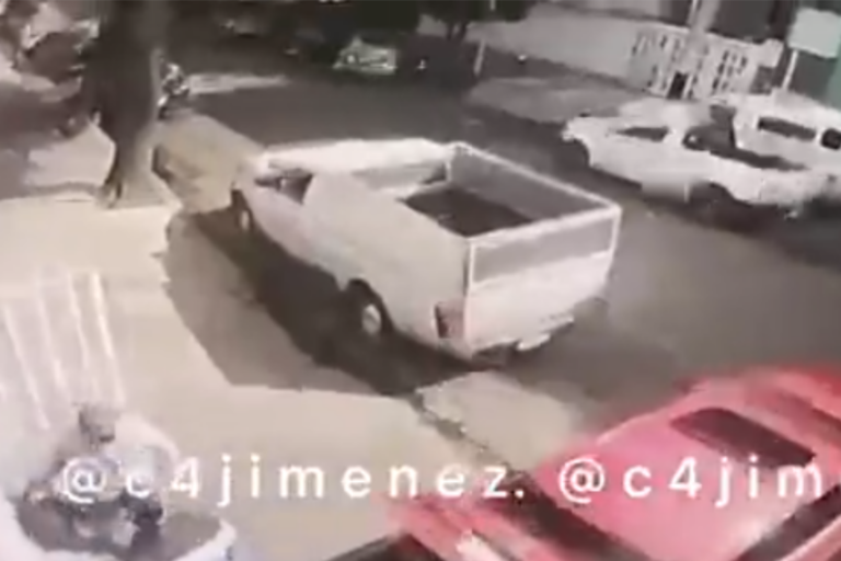 VIDEO: Asaltantes matan a secretaría porque gritó durante robo a negocio