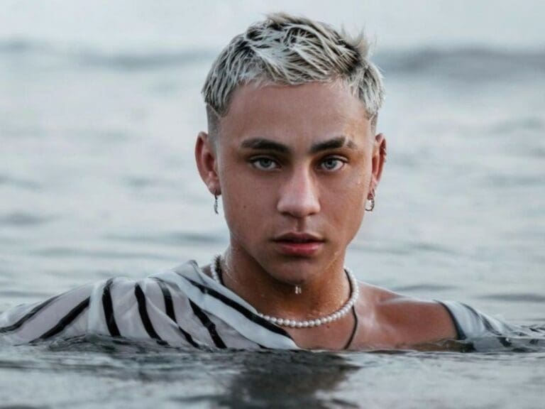 Influencer mexicano falsificó una prueba de Covid-19 para asistir a una premiación