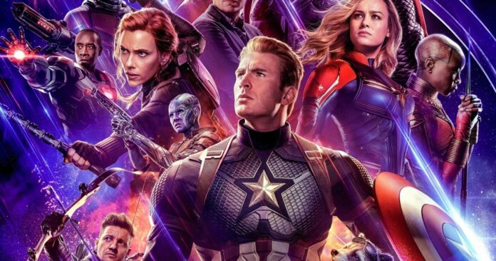 Albañiles parodian a los superhéroes de 'Los Vengadores' de Marvel y causan furor en TikTok