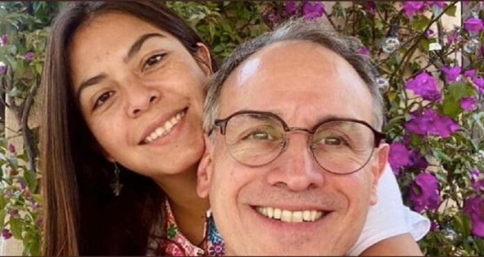 Se anunció que ha nacido la hija de Hugo López-Gatell y su pareja Rebeca Peralta. Es una niña y nació el viernes 7 de enero. Foto: Sin Embargo