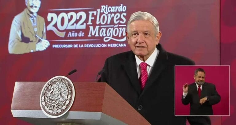 AMLO dio a conocer que este día la Cofepris autorizará el primer medicamento contra la pandemia en nuestro país. ¿Qué te parece? Foto: Captura de video