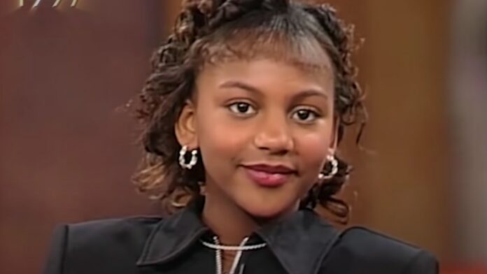 VIDEO: Ella es la mujer con el nombre más largo del mundo; tiene más de mil letras