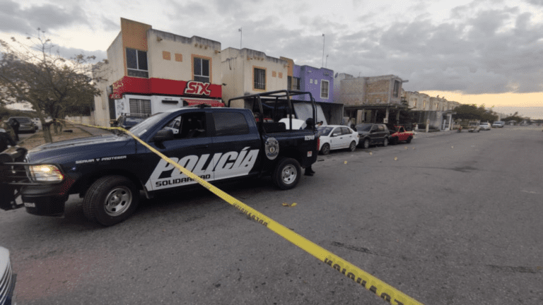 Balean a tres en taller mecánico de Playa del Carmen