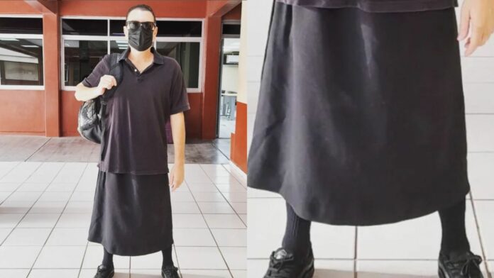 Profesor usa falda en apoyo a alumnas exhibidas por directora de escuela en Culiacán