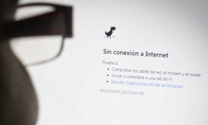 Ucrania sufre cortes de internet en gran parte del país y ciudadanos pierden contacto