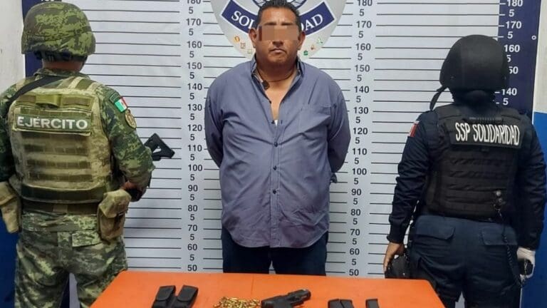 Detienen a escolta del sobrino de Mario Villanueva en Playa del Carmen