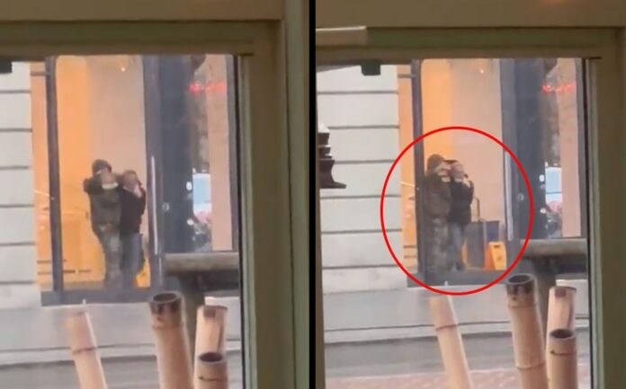 Reportan toma de rehenes en una tienda de Apple en Ámsterdam