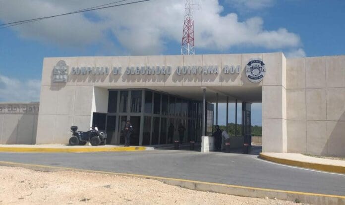 El FBI, la DEA, y autoridades de 4 países en reunión privada en C5 de Cancún