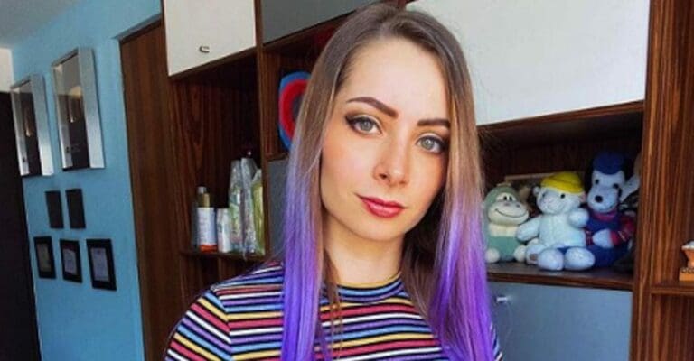 La polémica YosStop y una activista preparan un programa para contar las historias de mujers que están en la cárcel. ¿Qué tal? Foto: Redes sociales