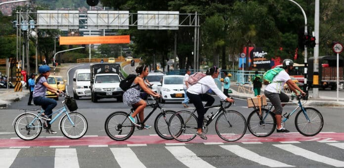 Ciclistas piden a diputados aprobar Ley de Movilidad