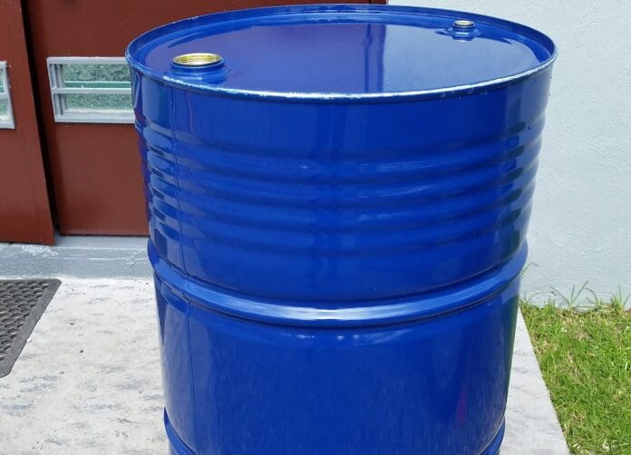 En el interior de un tambo encuentran restos humanos en Cozumel