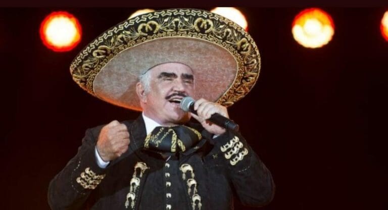 Analizan poner el nombre de Vicente Fernández a una calle en California; una de sus víctimas dice que no merece ese homenaje. Foto: Sin Embargo