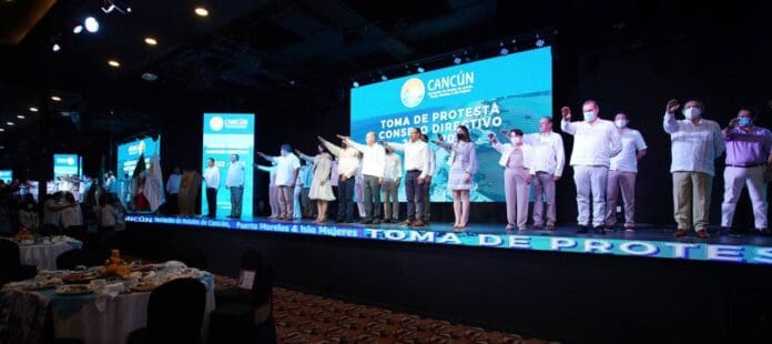 Cambia directiva la Asociación de Hoteles de Cancún, Puerto Morelos e Isla Mujeres