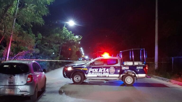 Hallan dos cuerpos ejecutados en Cancún