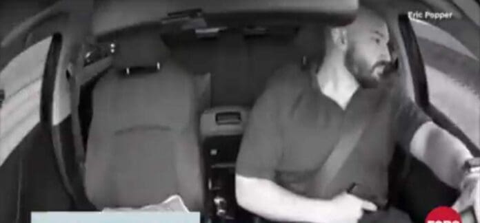 Un video de un automovilista disparando se ha viralizado en las últimas horas; dice que pensó que la otra persona traía un arma. Foto: Captura de video