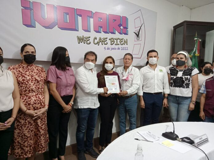 Entregan constancias a candidatos a la gubernatura