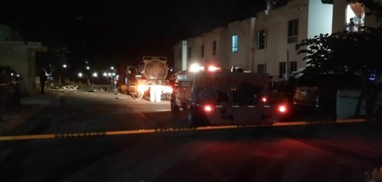 Muere hombre al incendiarse casa en Villas del Sol