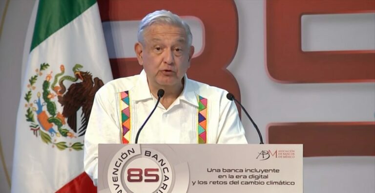 AMLO se disculpa con Banxico por tasa de interés