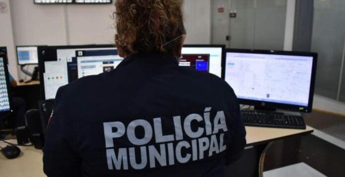 Una mujer policía apuñaló a su esposo , al que acabó asesinando; primero dijo que habían sido asaltados, luego confesó. Foto: Es Imagen