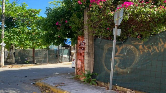 En abril se comenzarán a eliminar el exceso de señalizaciones en el centro de Playa del Carmen