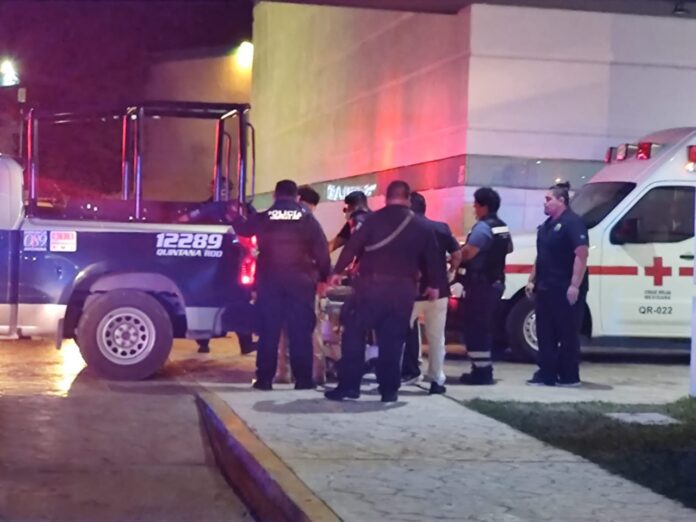 Balean a un policía en Cancún