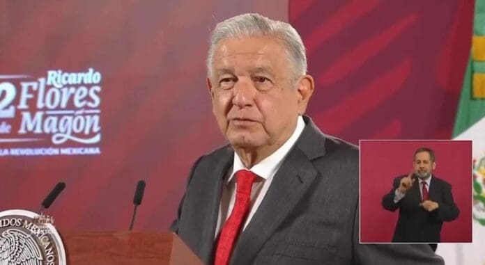 AMLO criticó a los famosos que hicieron un video para pedir que se detenga la construcción del Tren Maya; dice que son fifís. Foto: Captura de video