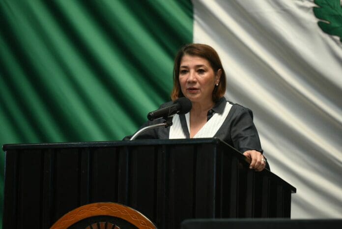 Pide Kira Iris en la XVI Legislatura se atiendan juicios políticos contra la ex edil de Solidaridad