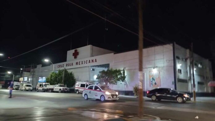 Detienen a 3 hombres por golpear a paramédicos y dañar equipo de la Cruz Roja Torreón