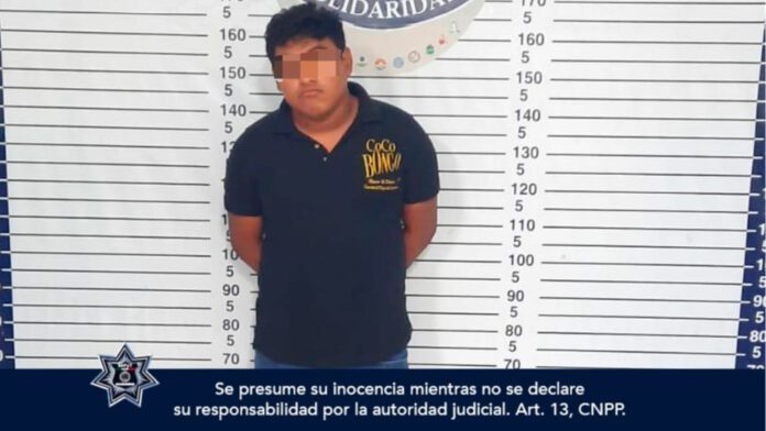Un sujeto que llevaba una playera del Coco Bongo fue detenido en Playa del Carmen; está acusado de intento de homicidio. Foto: SP de Solidaridad