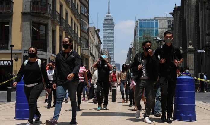 UNAM: Los mexicanos son menos felices