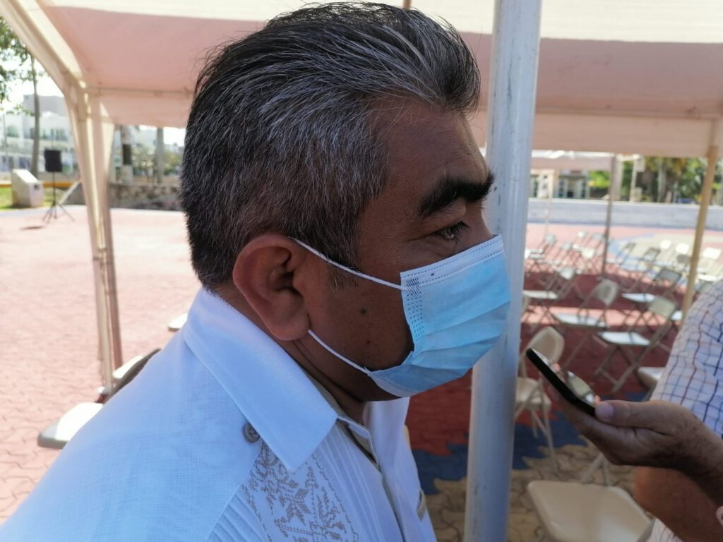 Lo idóneo es que Laura Beristain pida licencia: Juan Novelo